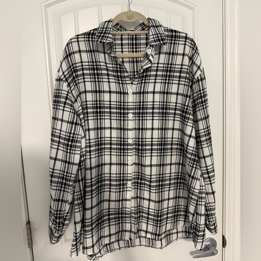 Amazon Black and White Button Down Shirt